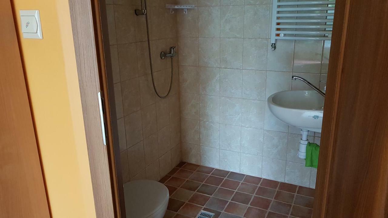 Noclegi U Gosi Mosty Kolo Gdyni Exterior photo