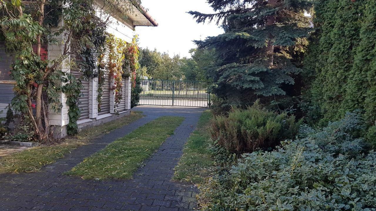 Noclegi U Gosi Mosty Kolo Gdyni Exterior photo